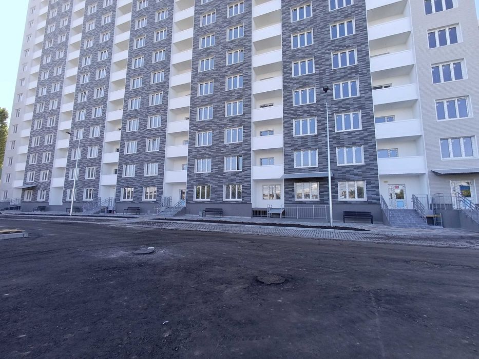 69 м2 — фасадне приміщення перша лінія Кульженків Коноплянська Оболонь