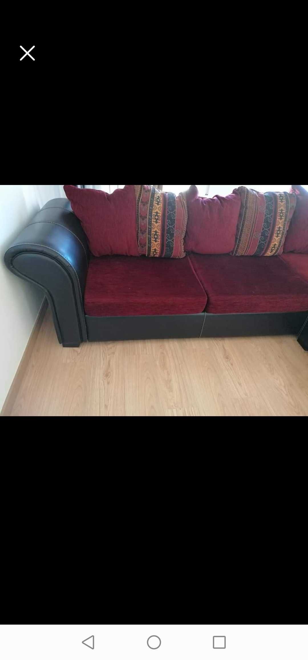 Sofá com chaise longue amovível