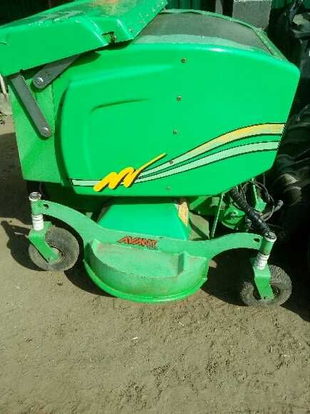AVANT kosiarka rotacyjna 1500  z zasobnikiem 800L