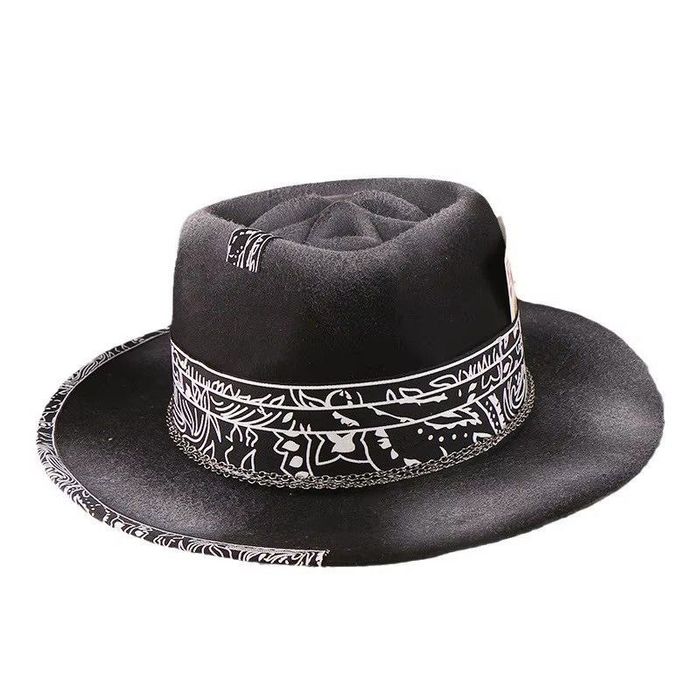 Ковбойський та пірацький капелюх