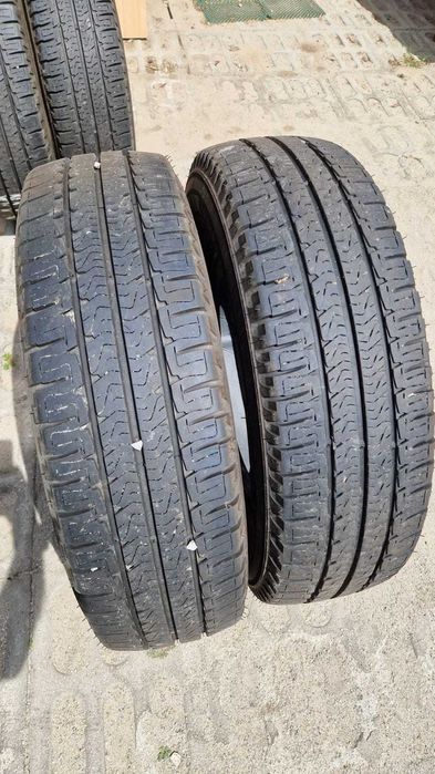 Komplet opon Michelin Agilis Camping 225/75 R16 16C letnie 4szt bus