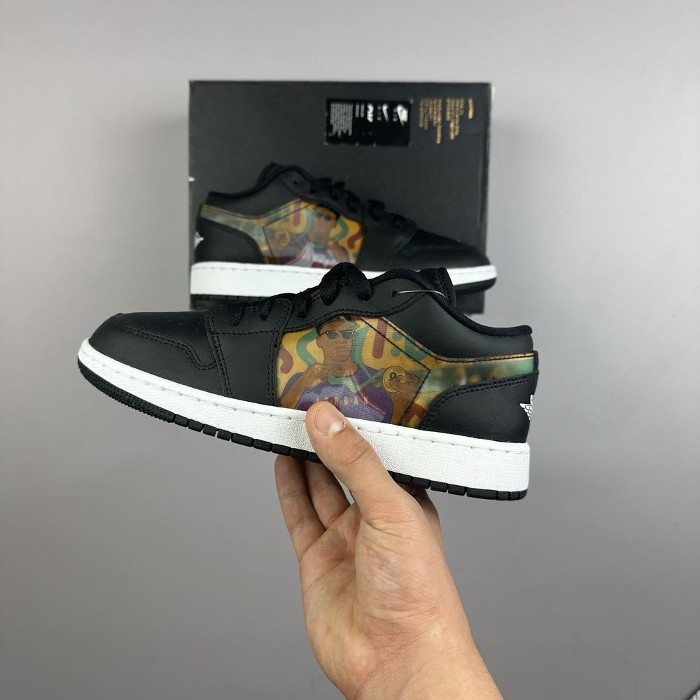 Кросівки Air Jordan 1 Low Hologram