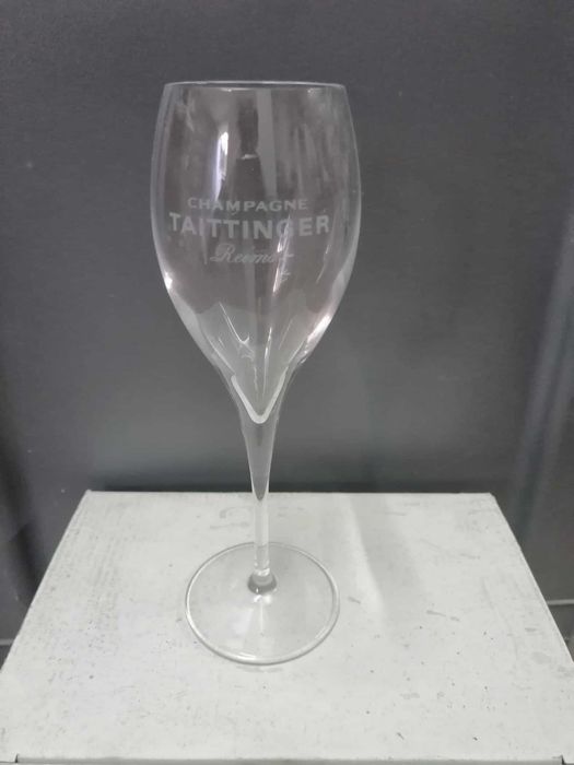 6 flutes de cristal Champanhe Taittinger - Novos