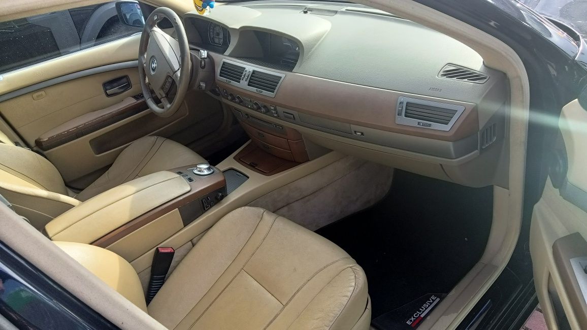 BMW  730d    e65