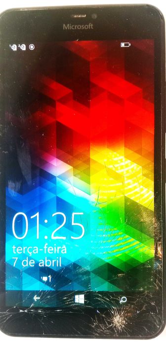 Telemóvel smartphone Microsoft Lumia 640 XL LTE C/ Defeito