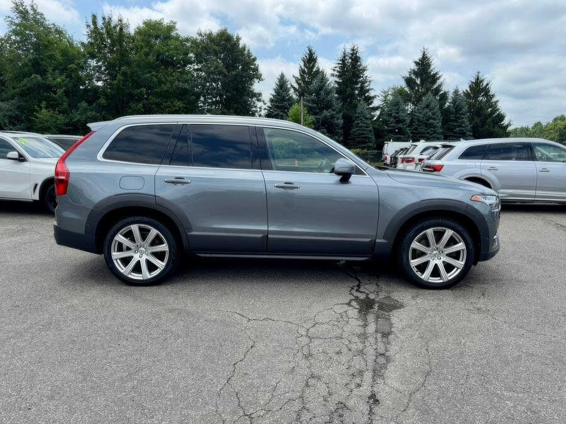 2017 Volvo XC90 Hybrid
