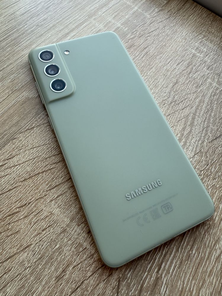 Samsung Galaxy S21 FE 5G / 2 SIM