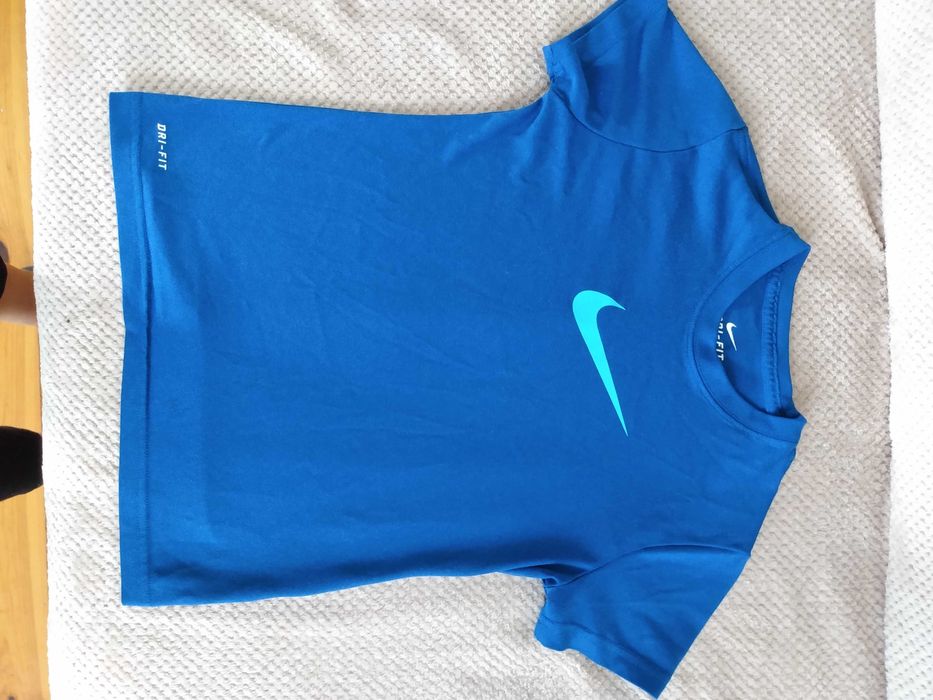 Koszulka Nike DRI-FIT 8-10 lat, 128-137cm