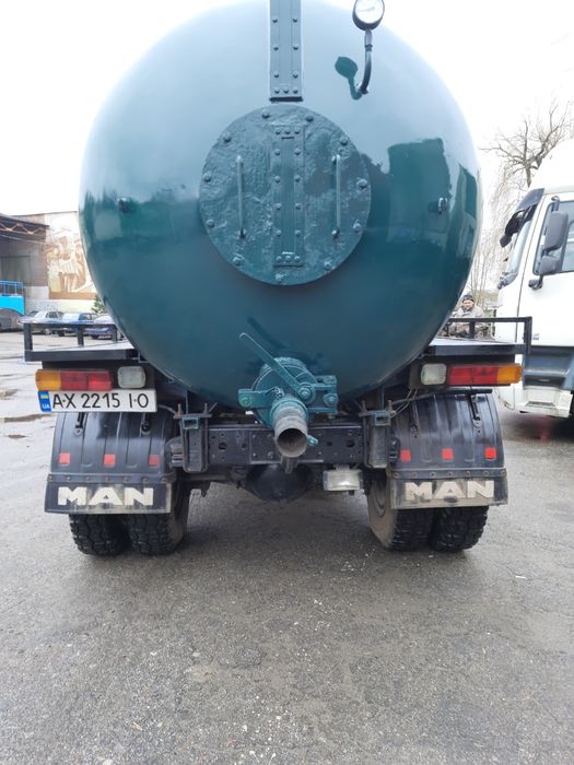 Продам ЗИЛ 431610 вакуумный АССЕНИЗАТОР с кабиной зил 131.