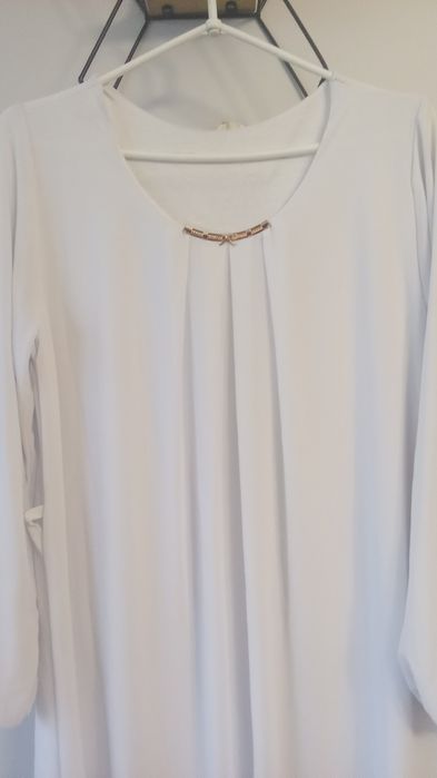 Biała prosta sukienka ślubna 40/42