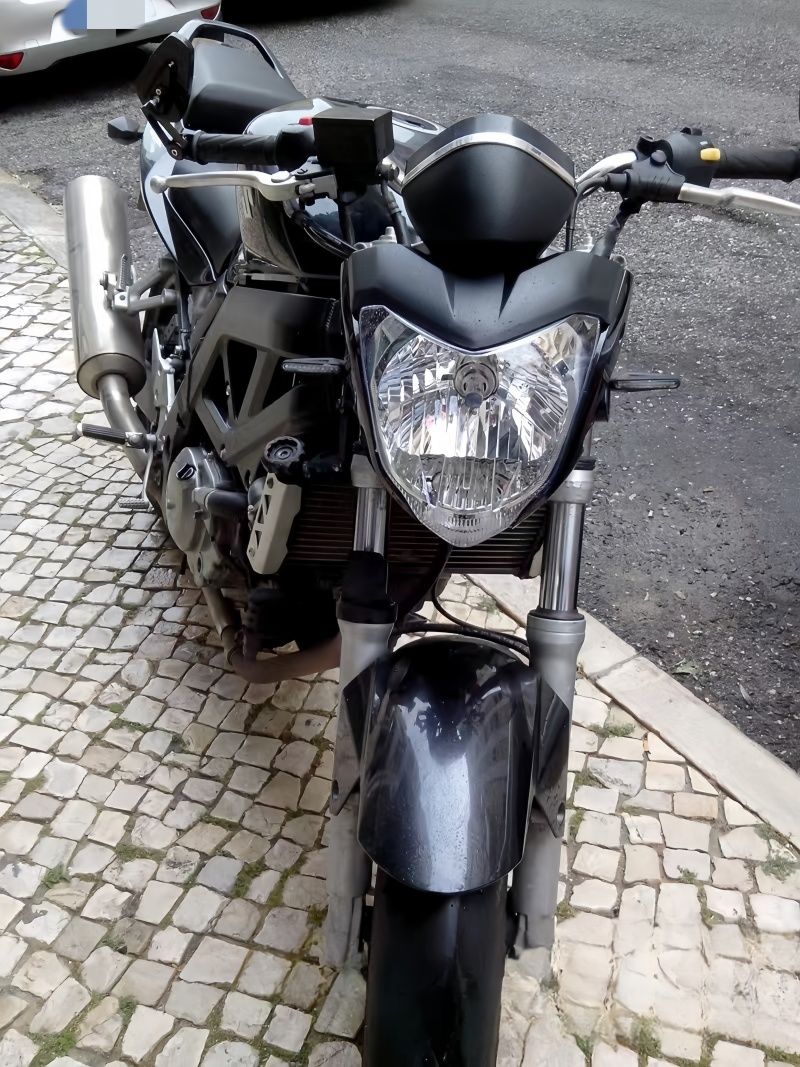 Фара универсальная на мотоцикл Yamaha FZ1 FZ6 FZ16 FZ25 Kawasaki Bajaj