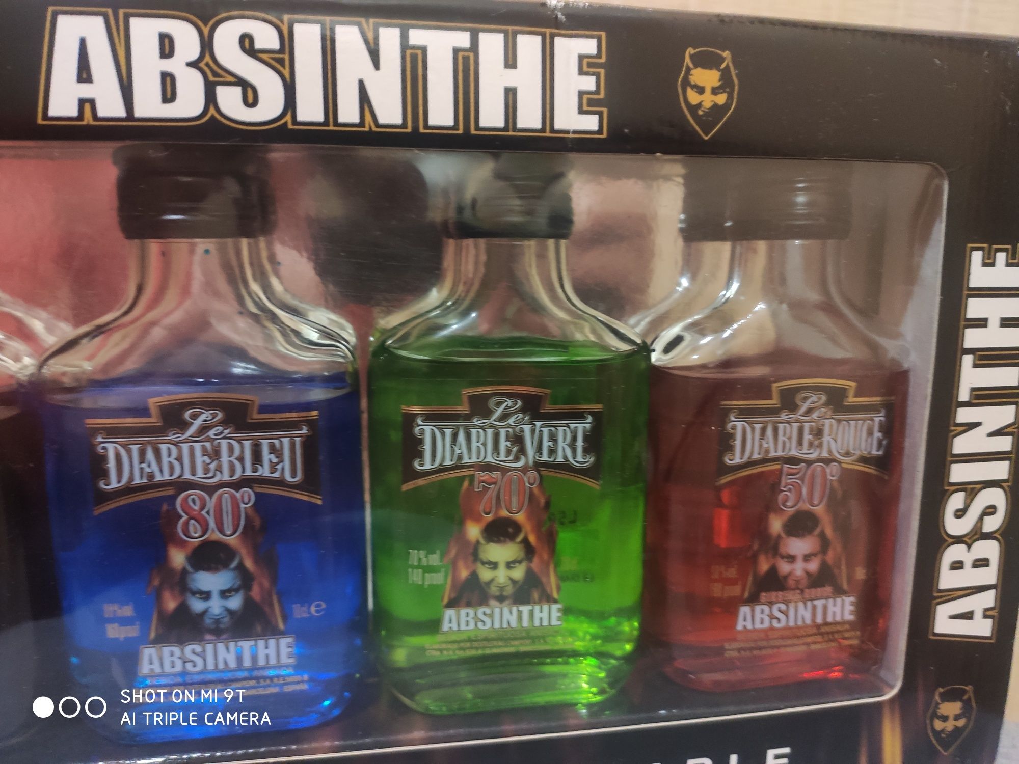 Сувенир absinthe.