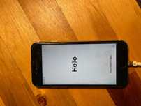 iPhone SE 64GB 2-letni