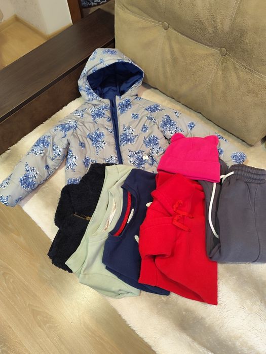 Пакет речей для дівчинки