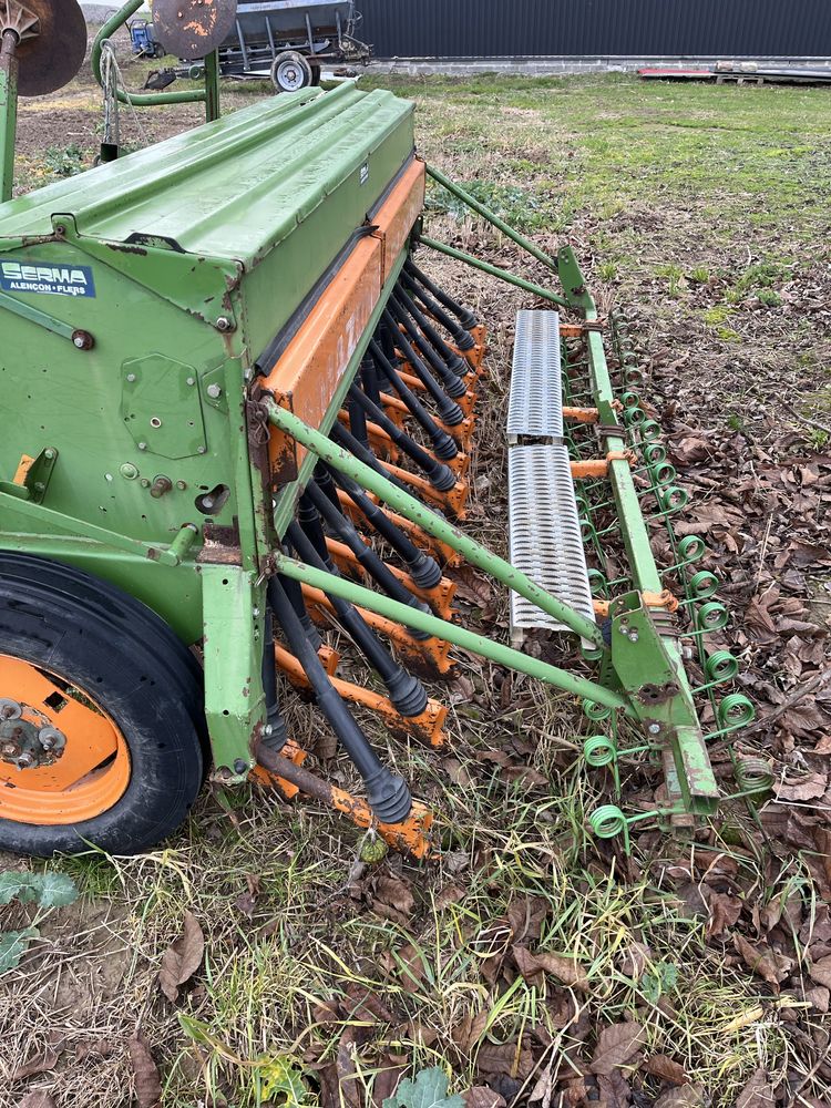 Siewnik Amazone D8