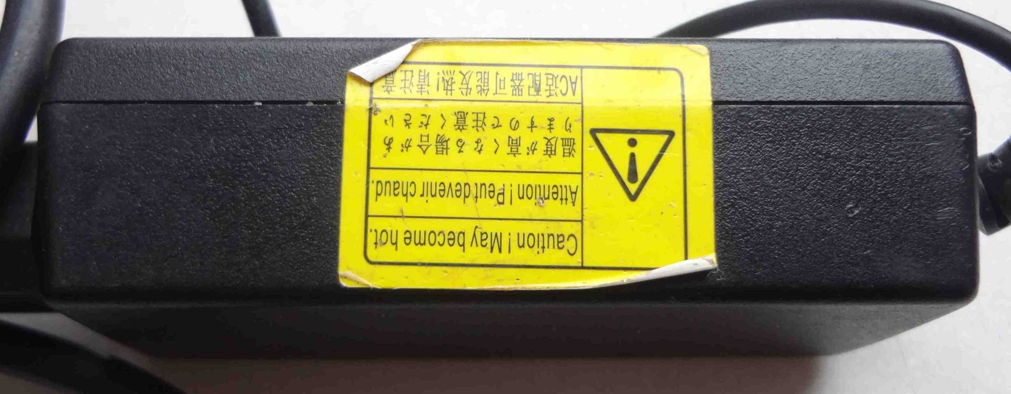 Оригинальный блок питания HP-A0301R3 Hipro 19V 1.58A