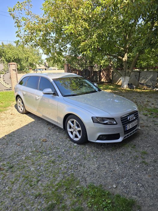 Продам AUDI A4B8 2.0D автомат