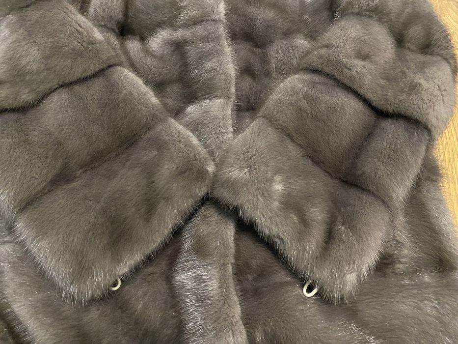 Продам норковую шубу, б/у. Размер S/M