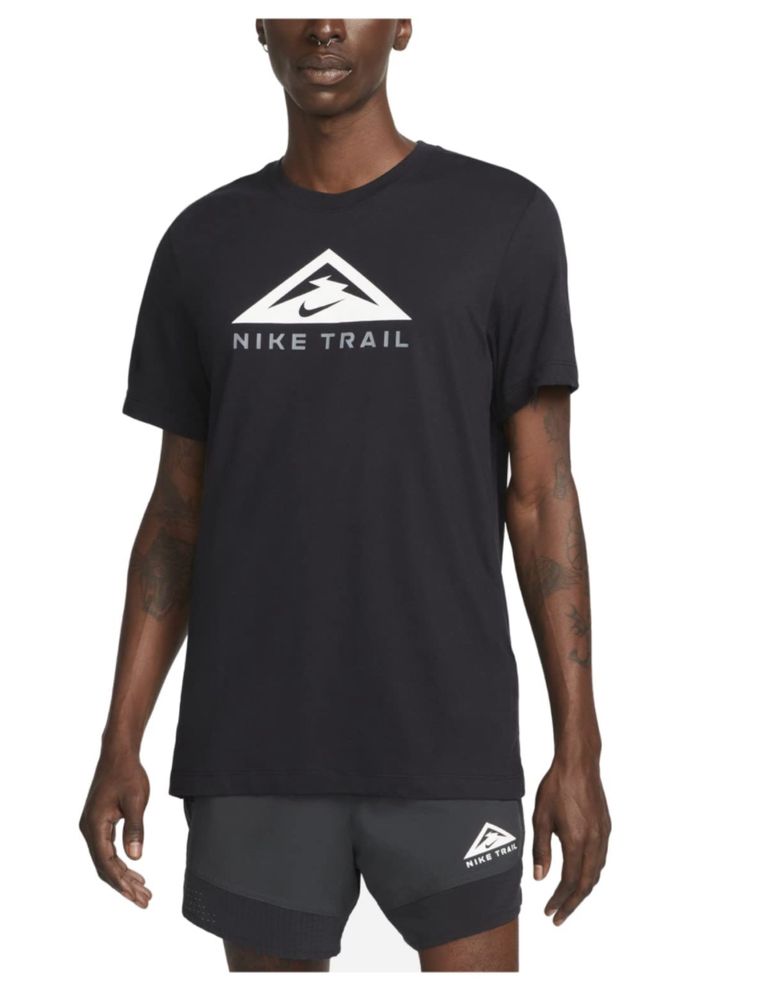 Чоловіча футболка Nike Trail DX2183-010