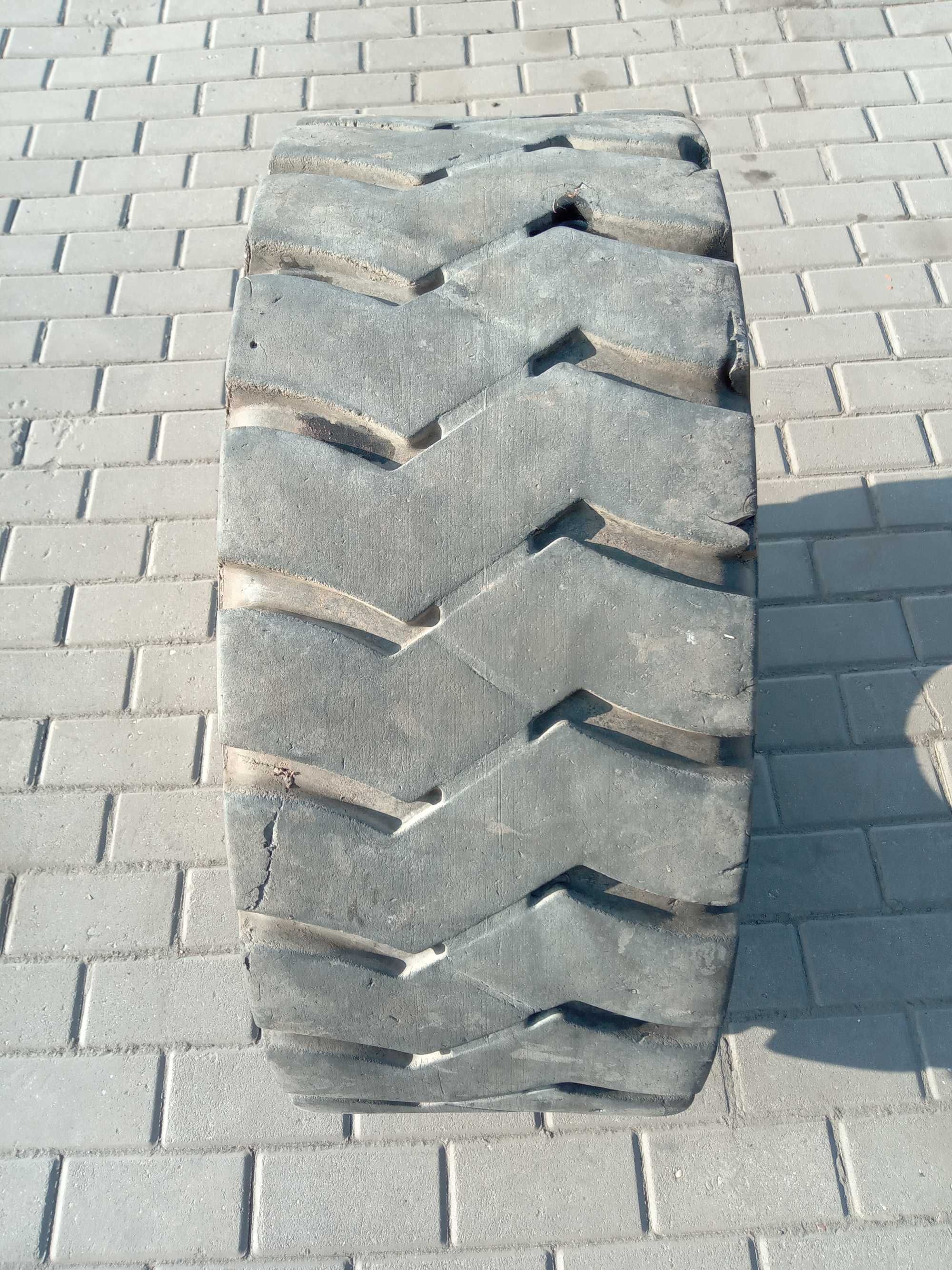 Opona BKT PL801, 300-15, 18PR Wózek widłowy Widlak