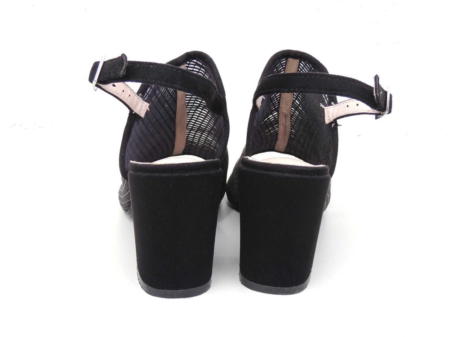 Ażurowe sandały "CHC shoes" rozmiar 40