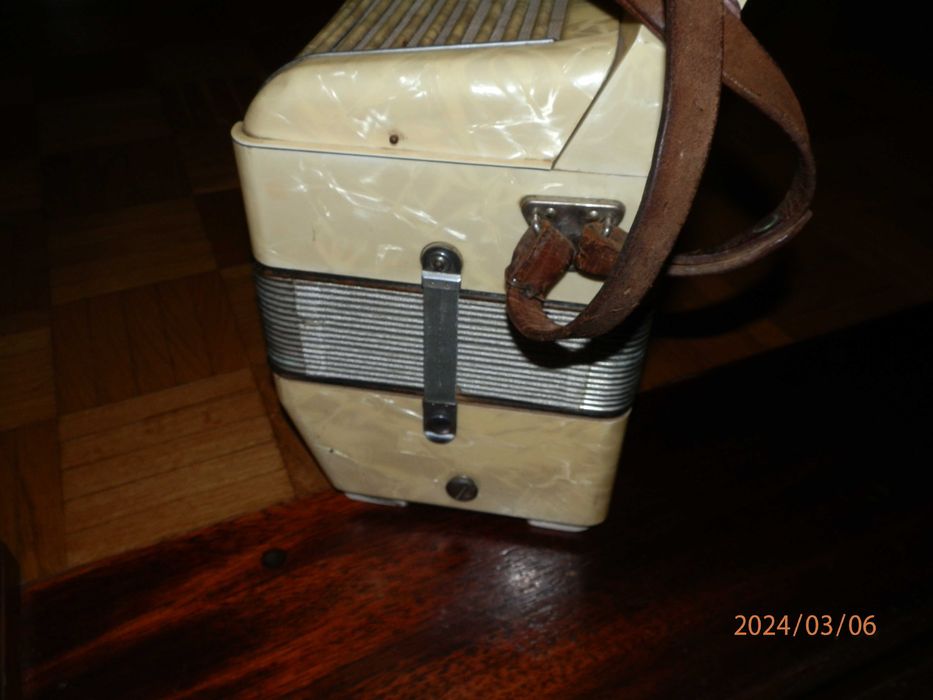 Acordeão Hohner - Sirena I