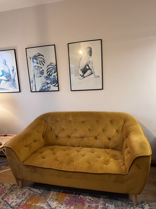 Sofa pikowana, welurowa musztardowa