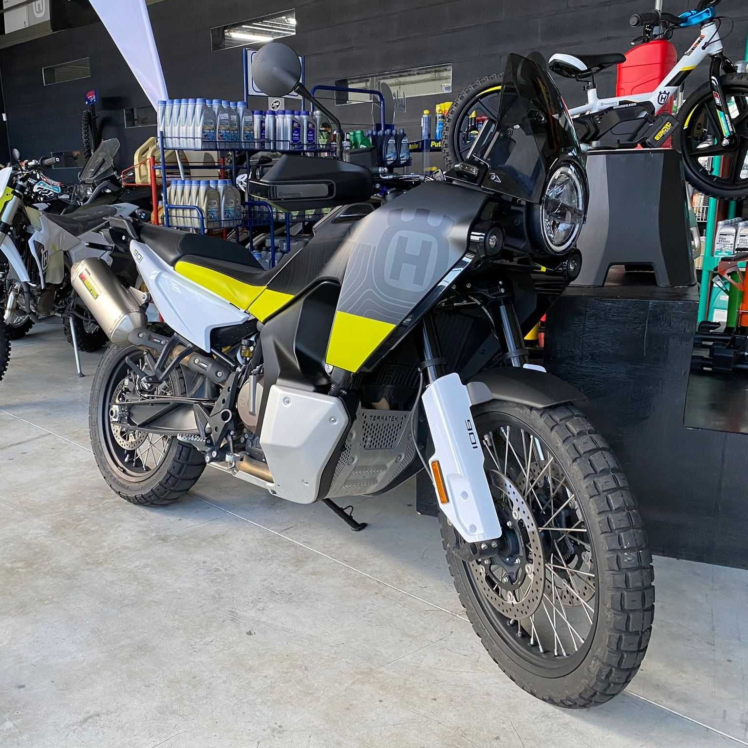 Proteção coletores KTM 790, 890 Adventure R & Husqvarna Norden 901