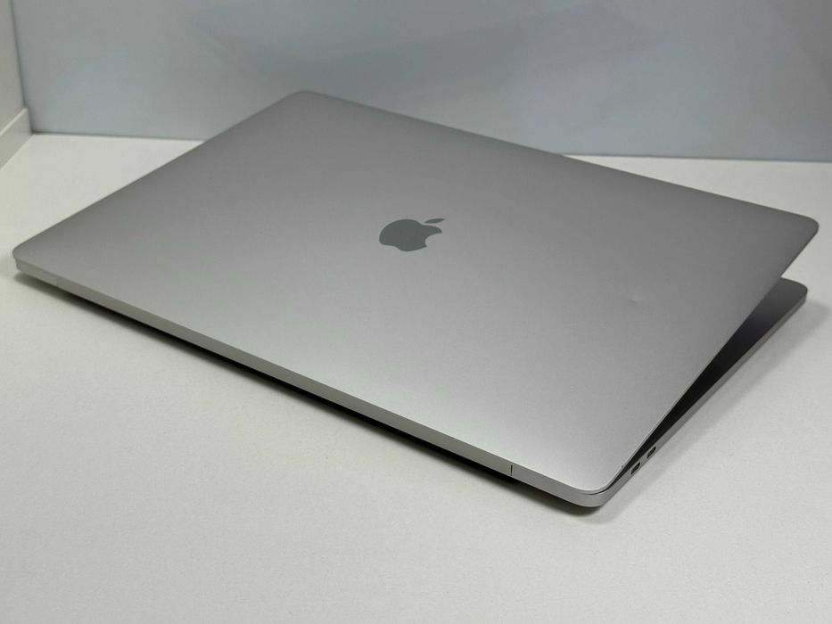 MacBook Pro 16 2019 Touchbar i7 90% kondycji 16GB RAM 512SSD Gwarancja