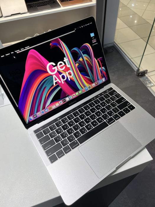 Ноутбук MacBook Pro 13” 2019 i5 8ОЗУ 256GB SSD стан  9,5/10 #77871