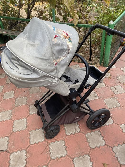 Коляска оригинал зима/лето в идеальнос состояние