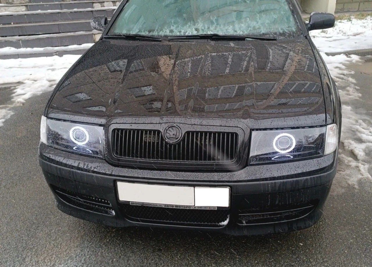 Фары тюнинг с линзами Skoda Octavia tour 2000-2010.