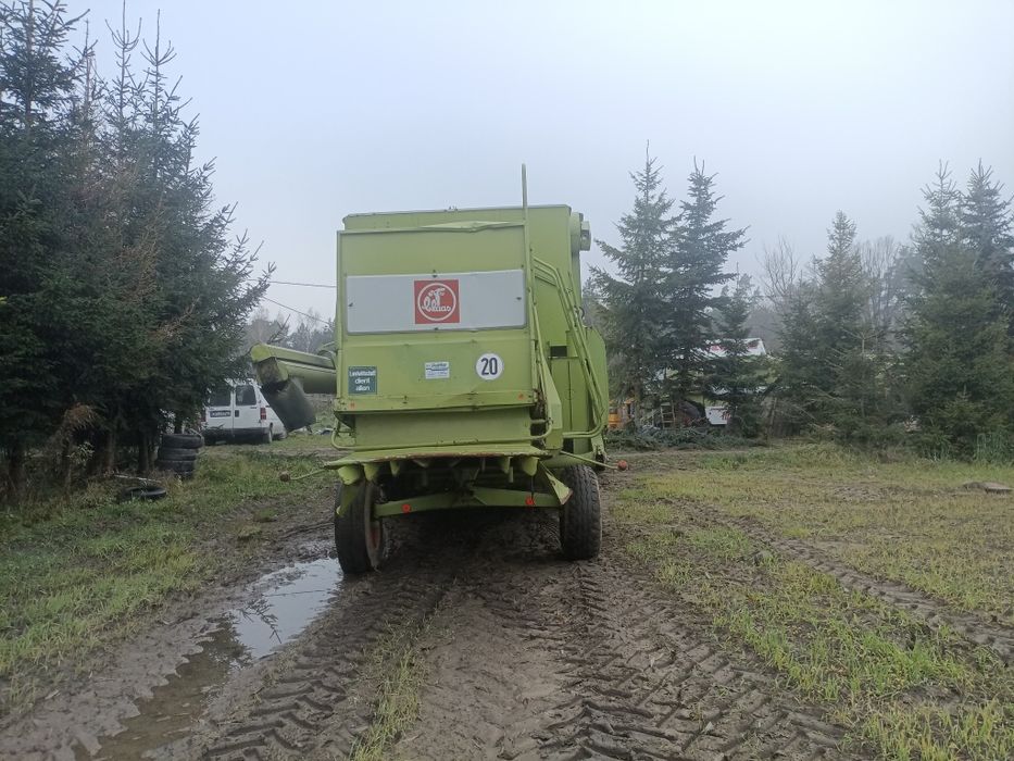Sprowadzony Claas Dominator 85