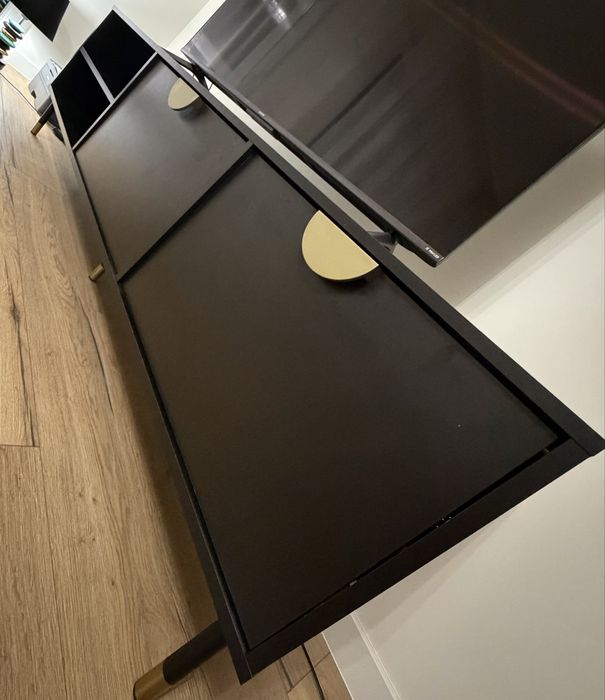 Szafka pod telewizor i stolik kawowy