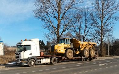 Usługi transportowe : Transport niskopodwoziowy 26t , transport HDS