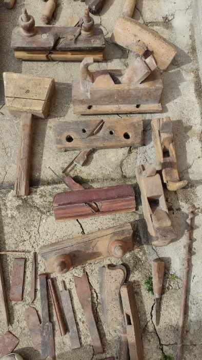Zabytkowe narzędzia stolarskie