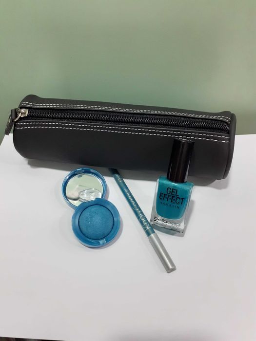 Conjunto maquilhagem mais bolsa