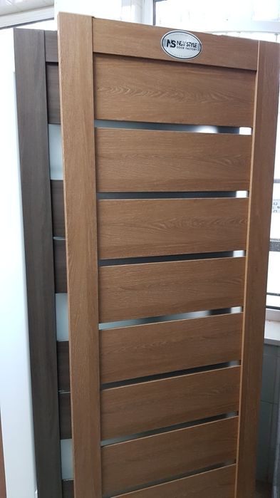 Двері вхідні , міжкімнатні.Фурнітура