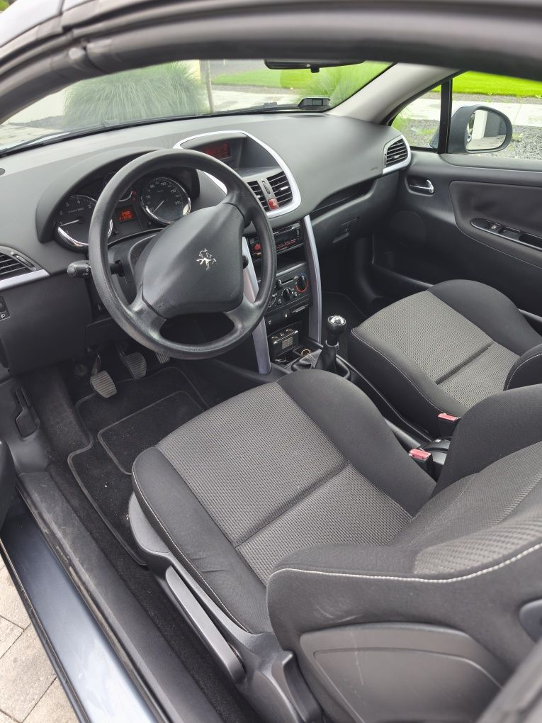 Peugeot 207cc 1.6  2008 klima