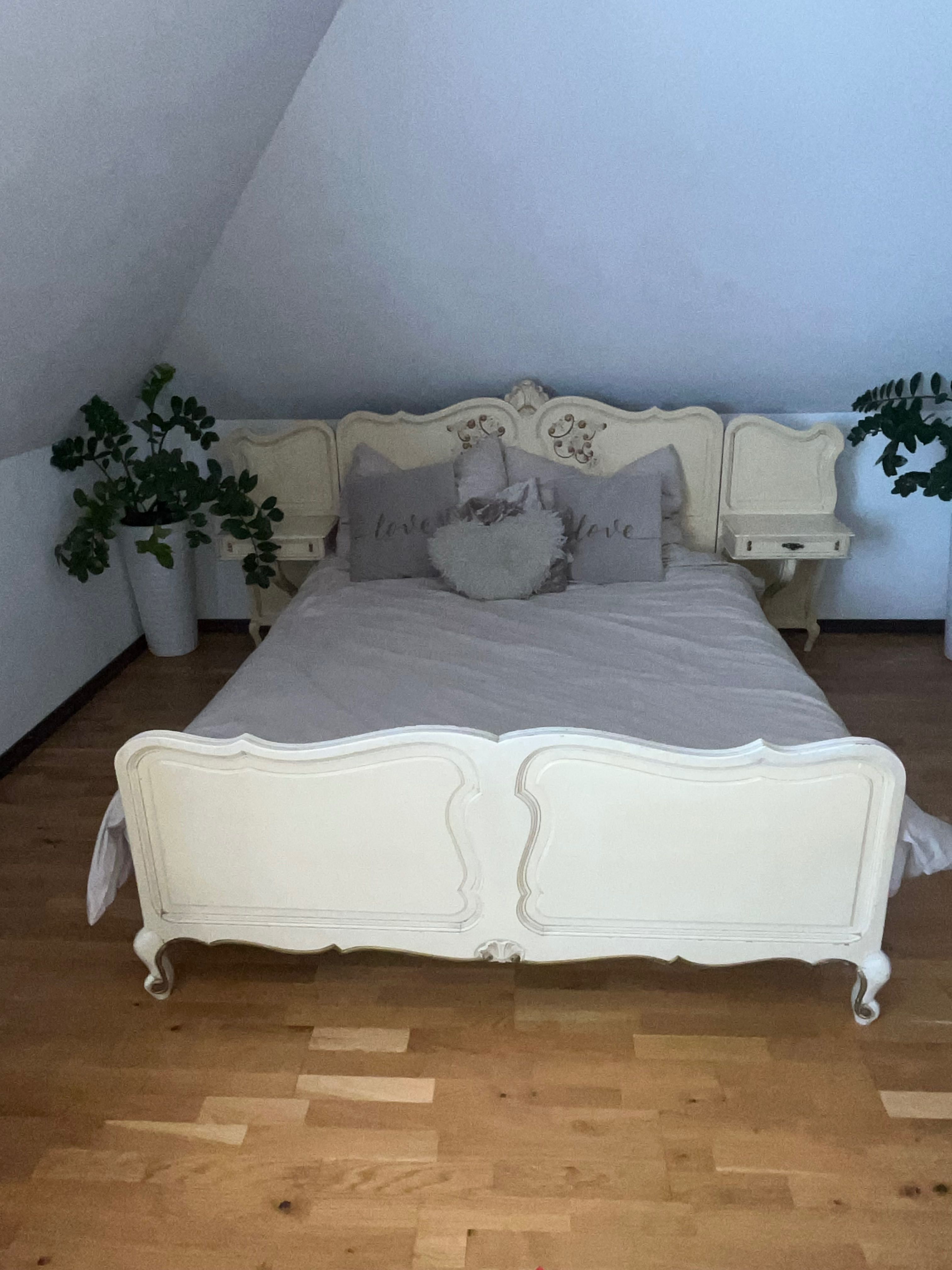 Łóżko drewniane ludwikowskie