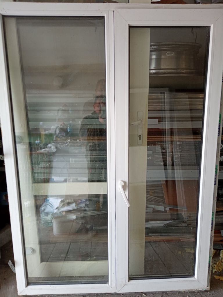 Двери и окна металопластиковие б/у