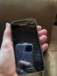 телефон Samsung Galaxy J1 Duos Mini