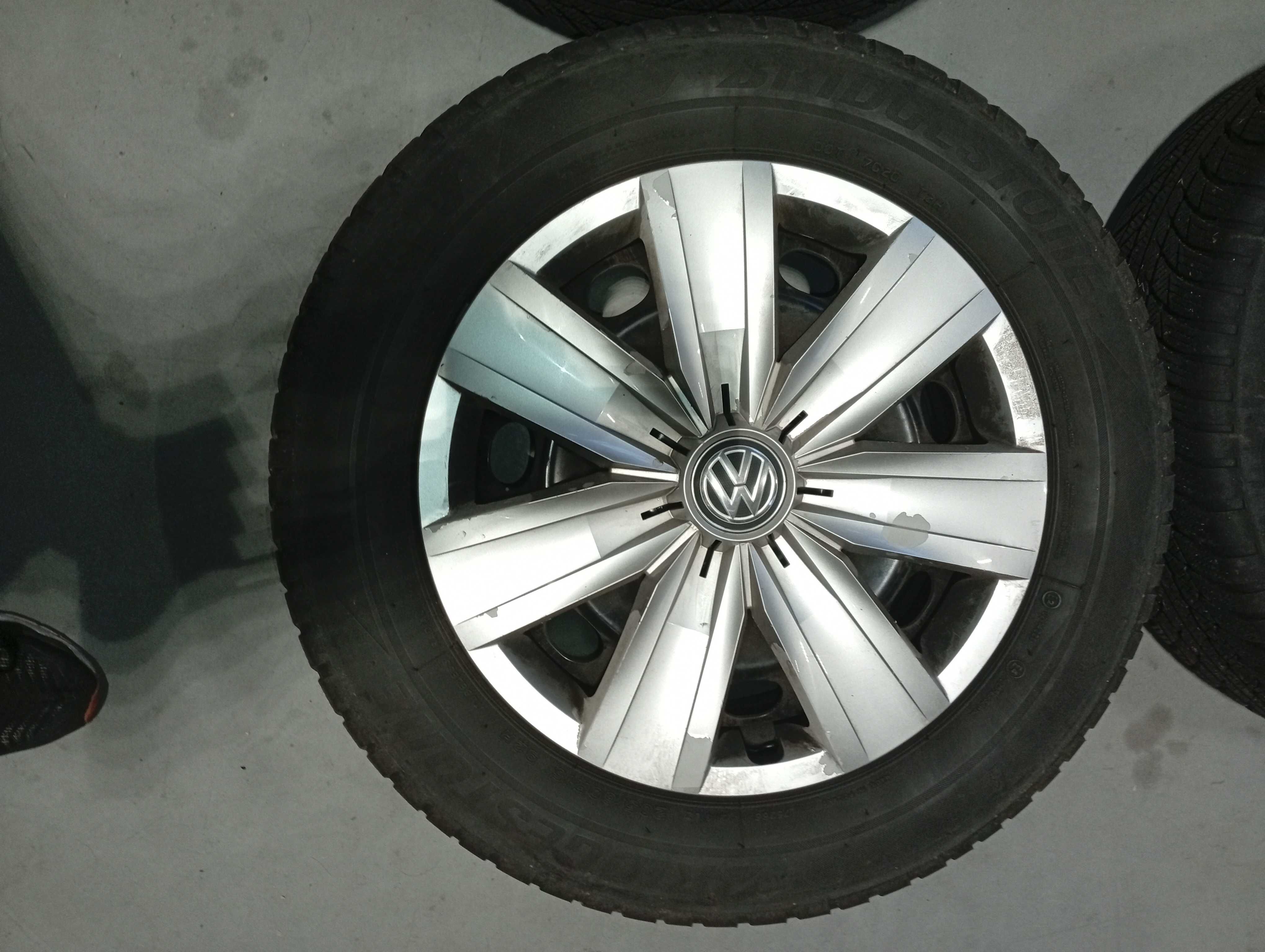 Koła zimowe Bridgestone 205/60/R16 VW T-Roc 5X112