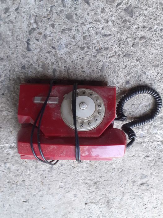 Телефони в колекцію.