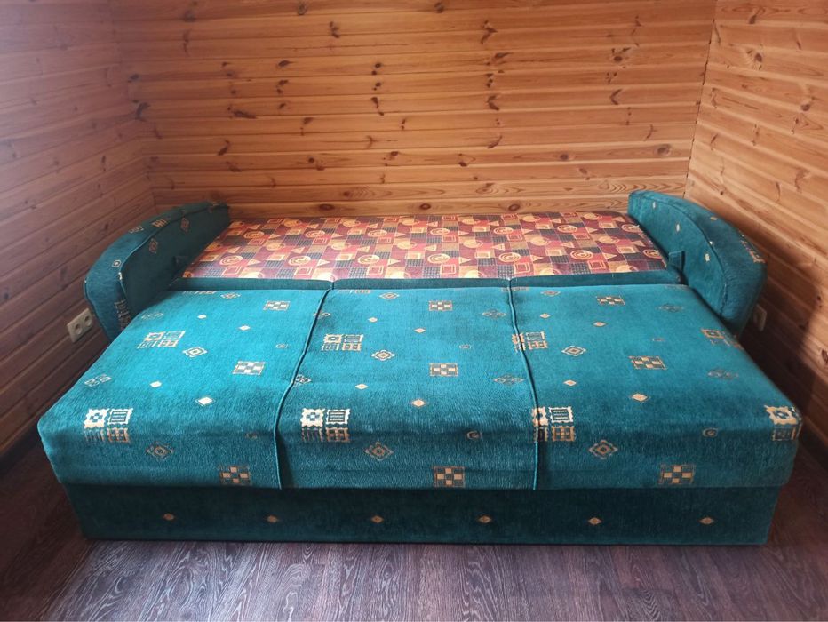 Продам розкладний диван