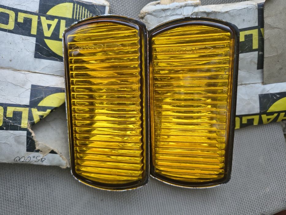 Lampy Fiat 125p oryginalne fabryczne halogeny