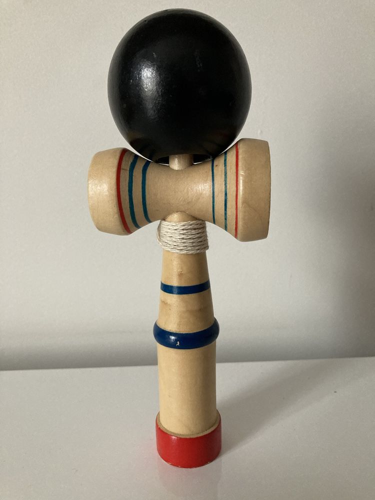 Kendama zabawka zręcznościowa