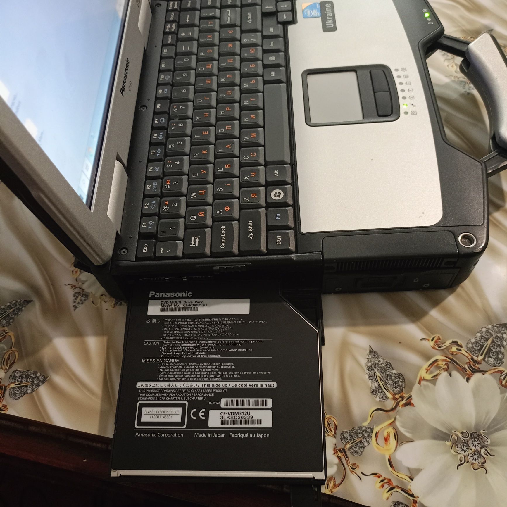 Ноутбук панасоник CF31 процесор i5  m520  2.40ghz  Ram 8 gb виндовс 10