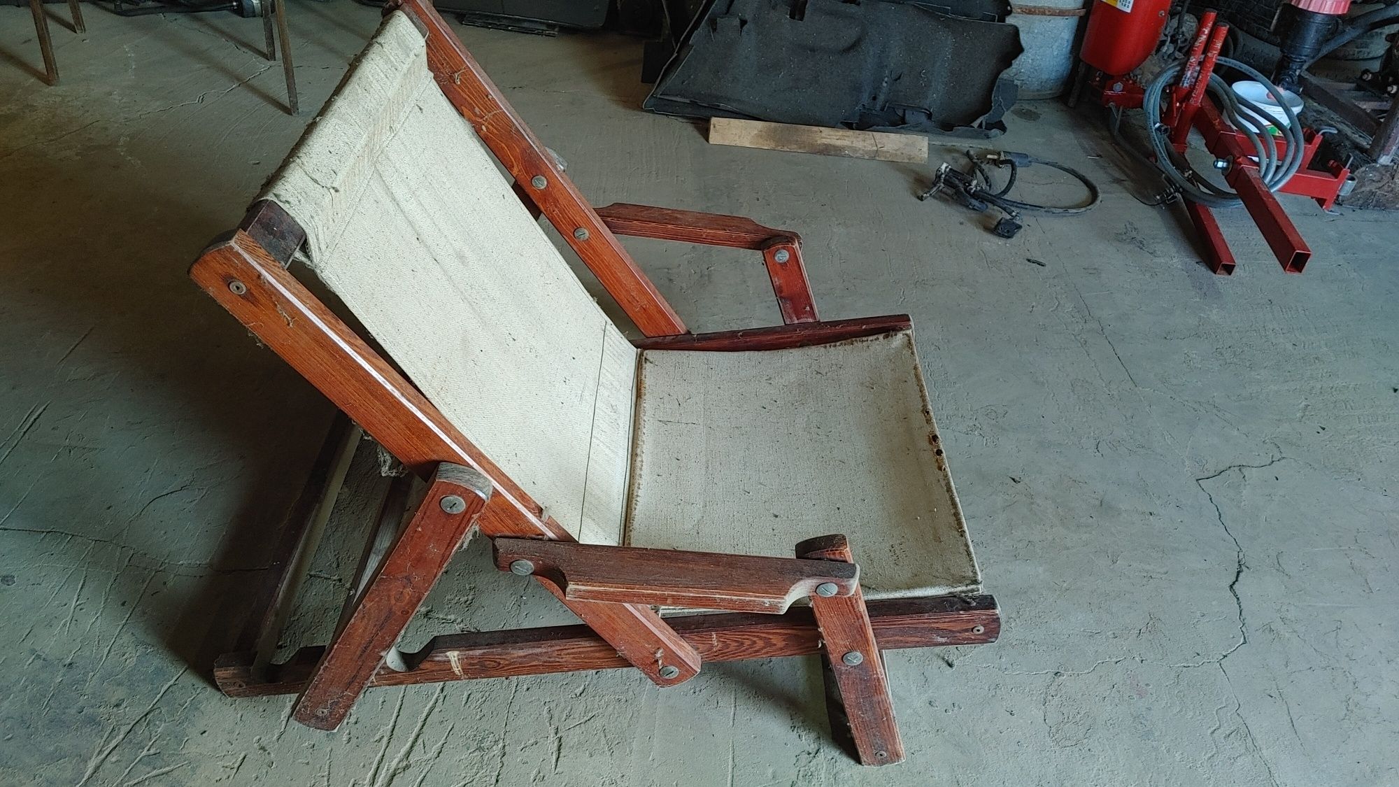 Fotel rozkładany hamak ogrodowy altana . Drewniany leżak