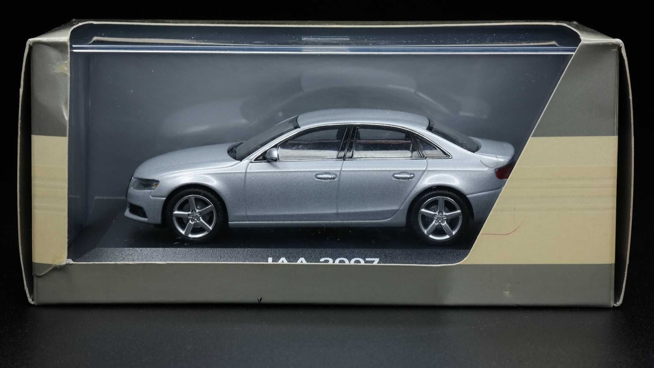 Audi A4 IAA 2007 | 1:43 Minichamps